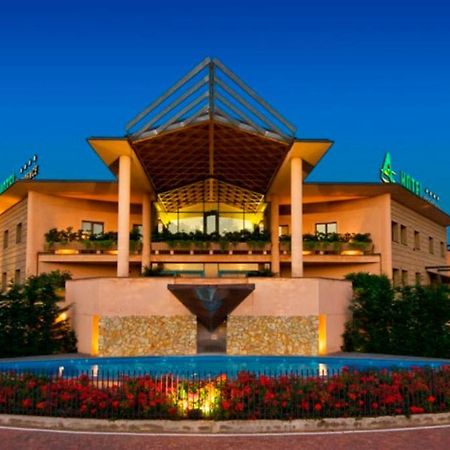 As Hotel Cambiago Exterior foto